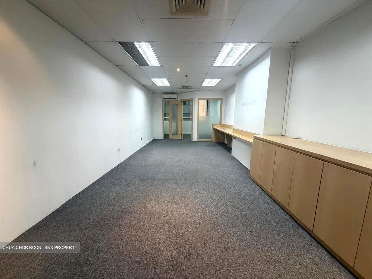 International Plaza (D2), Office #618747121